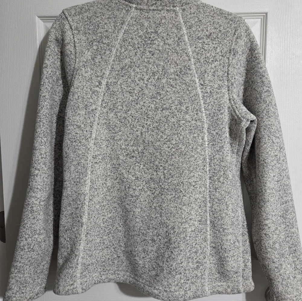 The North Face Women's Gray/Cream Fleece Jacket - Picture 5 of 5